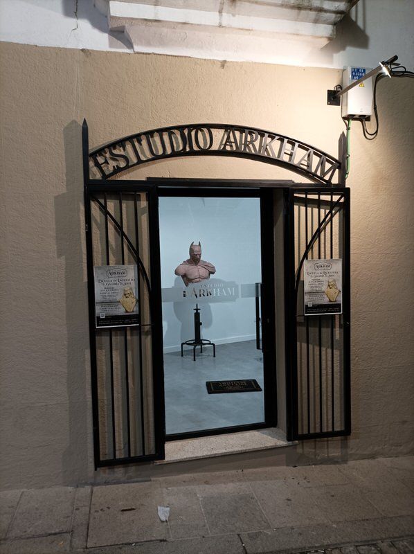 Estudio Arkham Cáceres